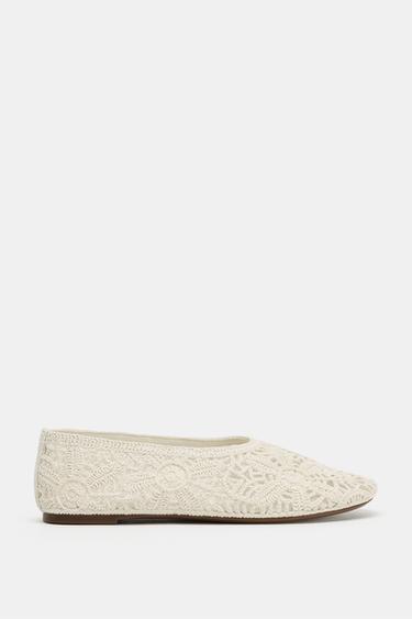 FLORAL CROCHET BALLET FLATS - Ecru by Zara