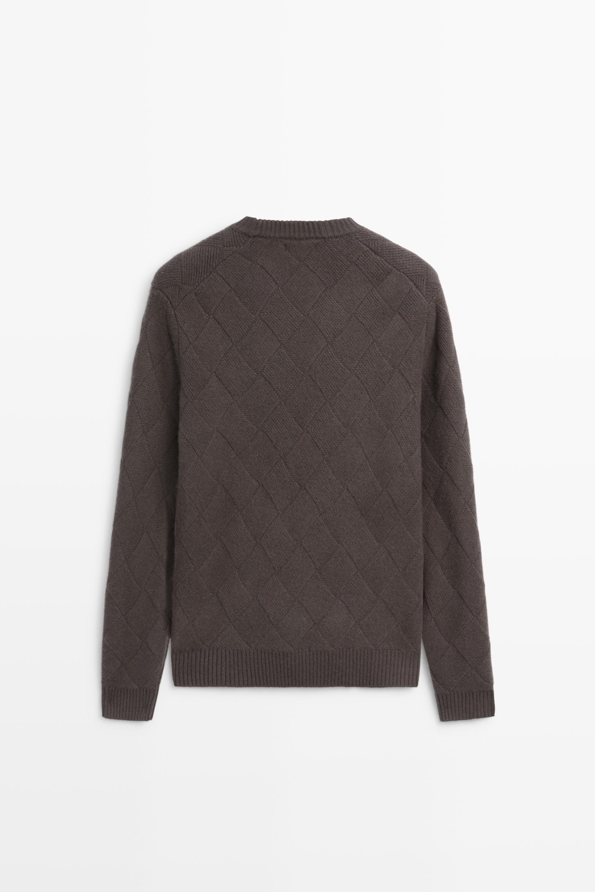Wool blend knit sweater with diamond texture