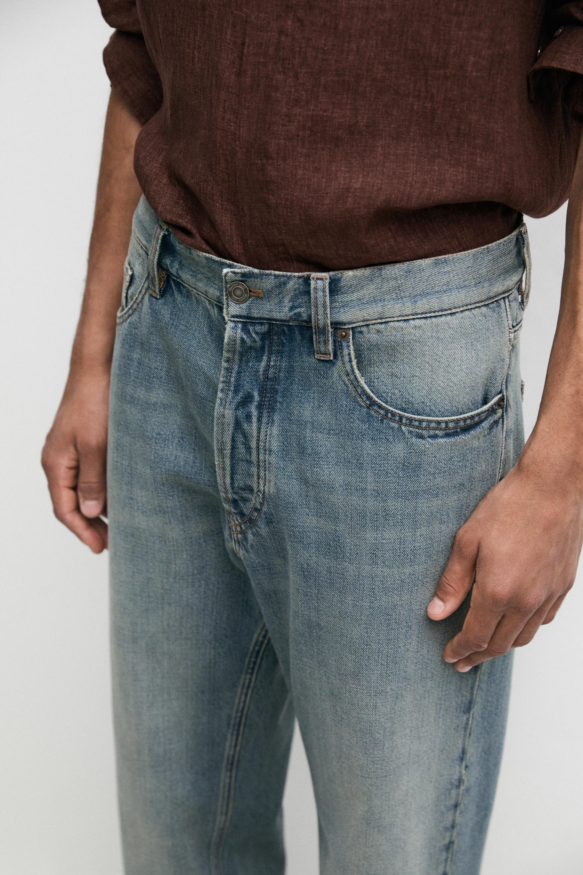 Straight-leg jeans