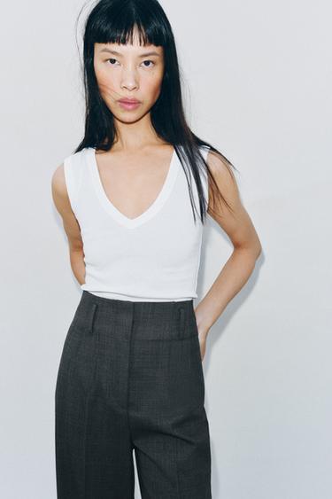 T-SHIRT EN COTON COL EN V - Blanc de Zara