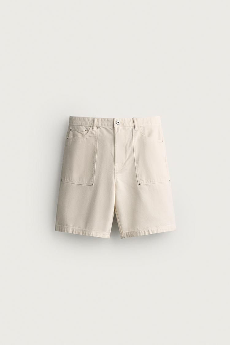 Bermuda straight fit bolsillos