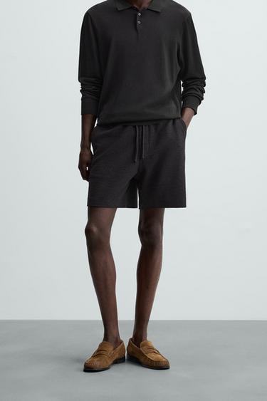 BERMUDA JOGGER ESTRUCTURA - Negro de Zara