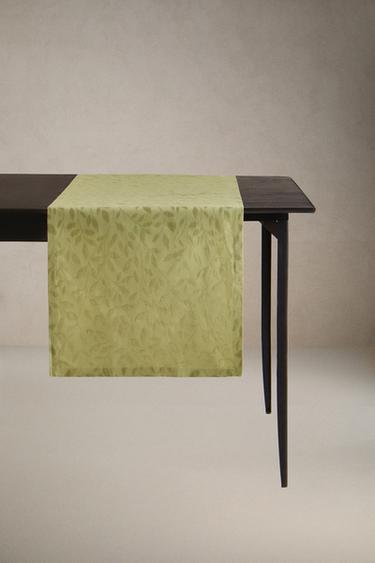 Zara JACQUARD PLANT MOTIF TABLE RUNNER - Green