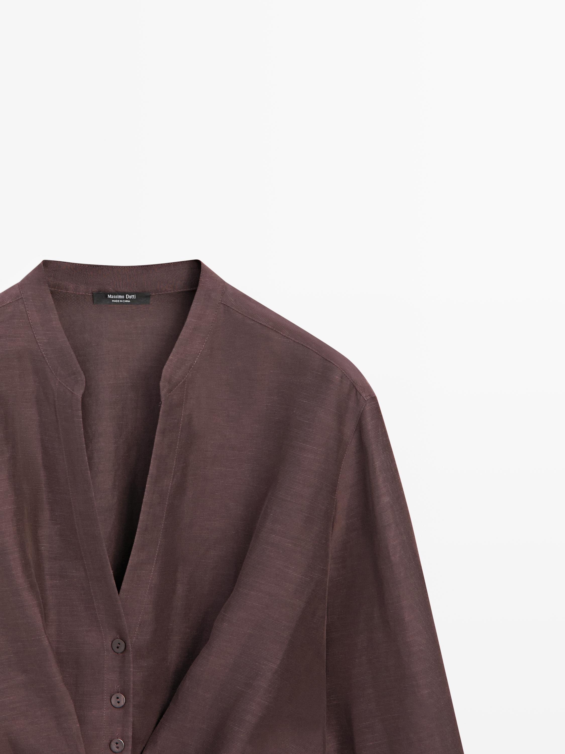 Linen blend knotted shirt