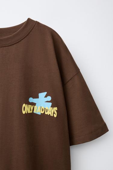 T-SHIRT IMPRIMÉ LOGO - Marron de Zara - Image 2