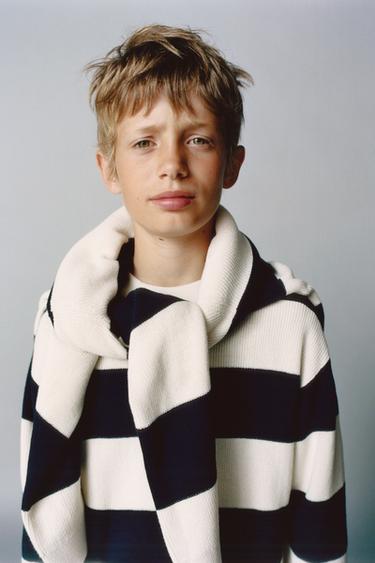BASIC KNIT SWEATER - Ecru / Navy by Zara