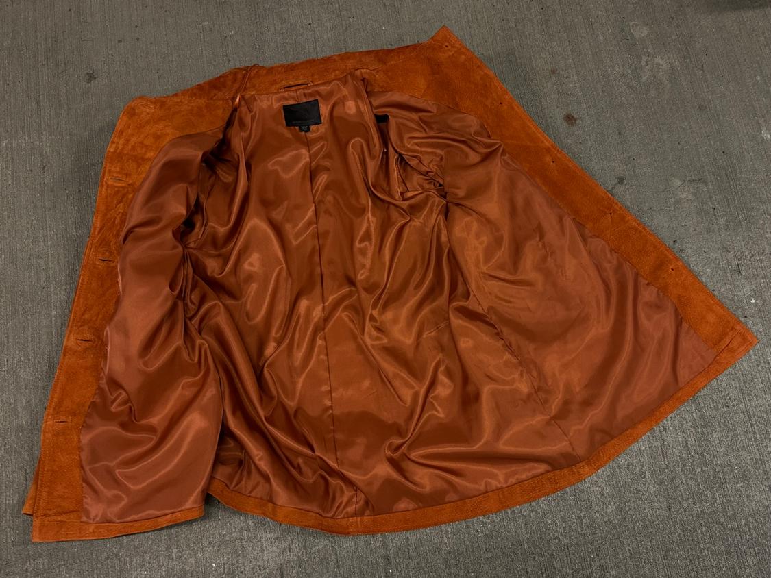 NEW ZARA NWOT BUTTON DOWN BURNT ORANGE 100 SUEDE LEATHER JACKET. - Image 8