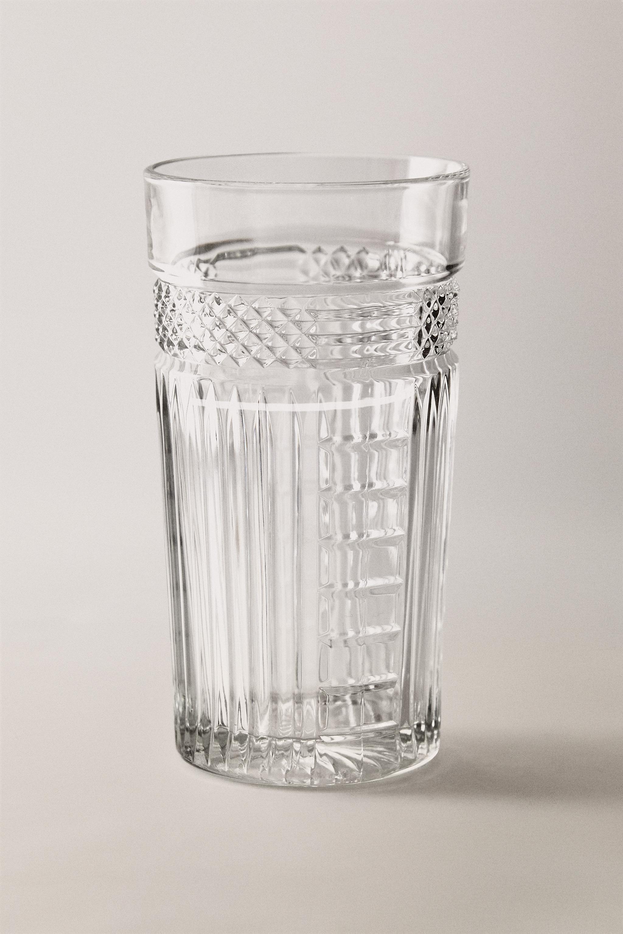 GLASS SOFT DRINK TUMBLER WITH RAISED DESIGN — Transparent