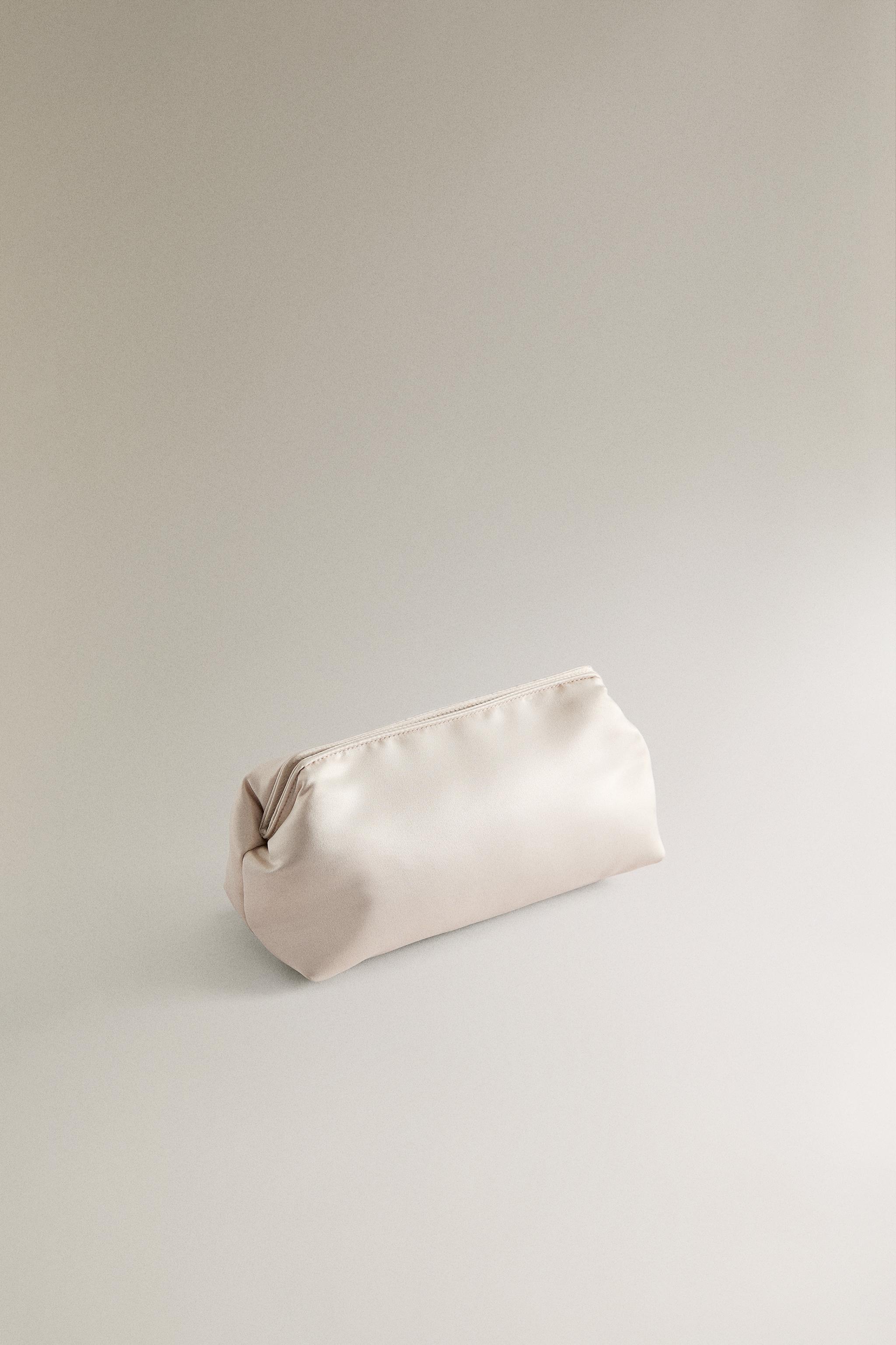 SATEEN TOILETRY BAG — Gold