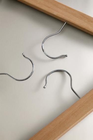 CINTRE PINCES BOIS (LOT DE 3) - Beige clair de Zara - Image 3