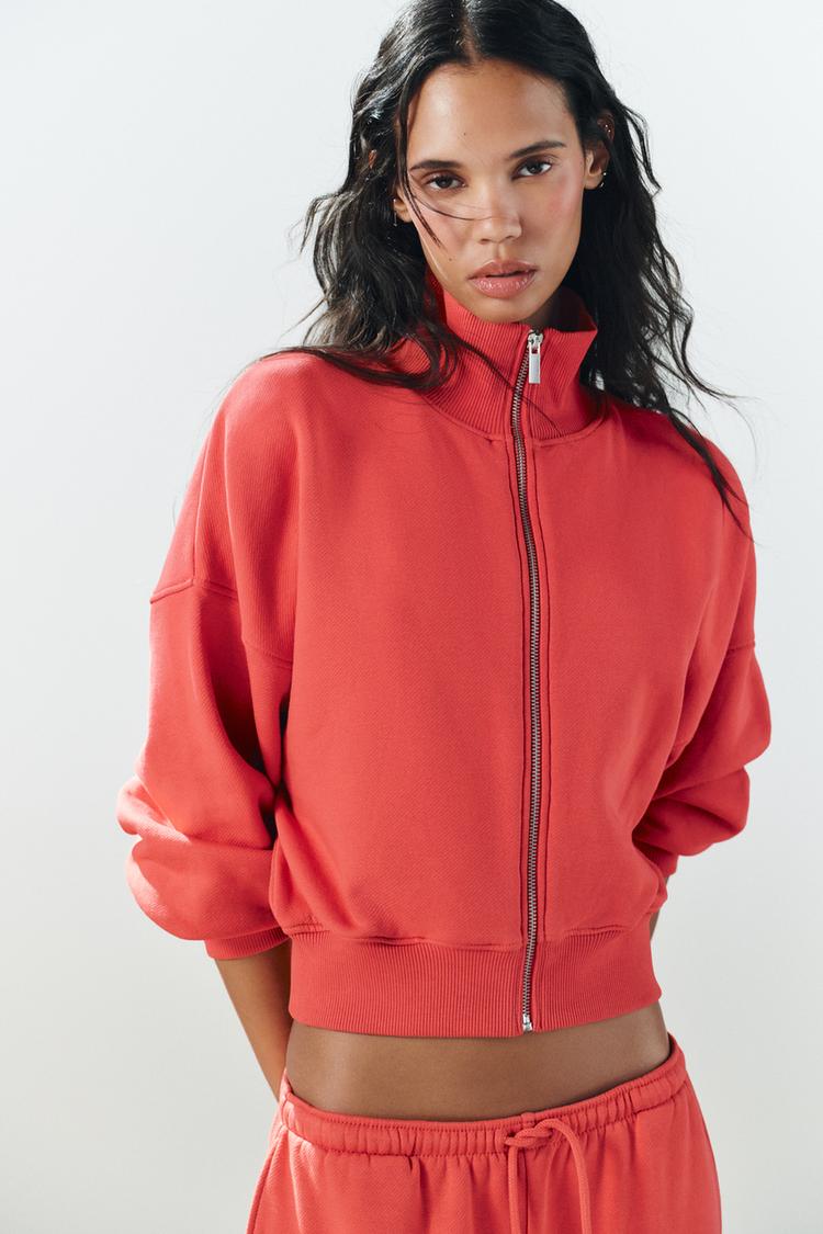 ZIP SWEATSHIRT — Red