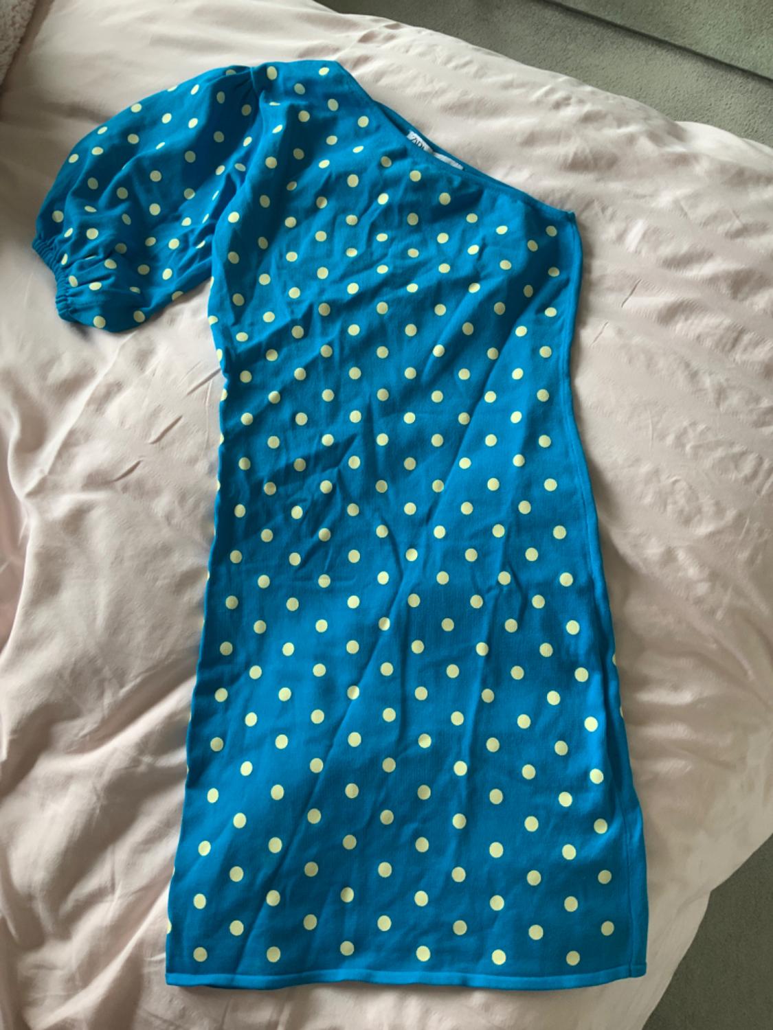 POLKA DOT KNIT DRESS