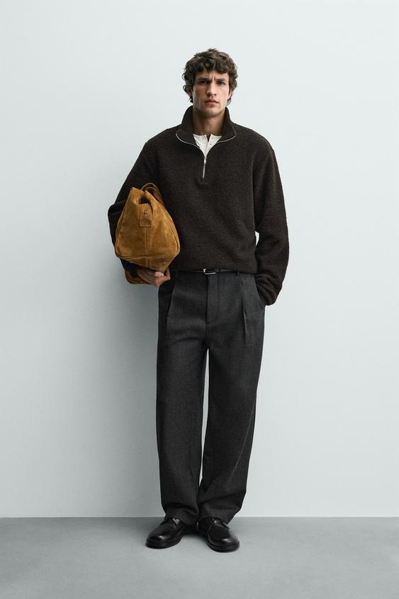 FLEECE QUARTER-ZIP SWEATSHIRT