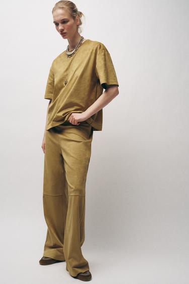 PANTALÓN EFECTO ANTE - Camel medio de Zara - Imagen 0