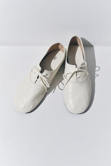 LEATHER LACE-UP FLAT SHOES - Ecru White by Zara
