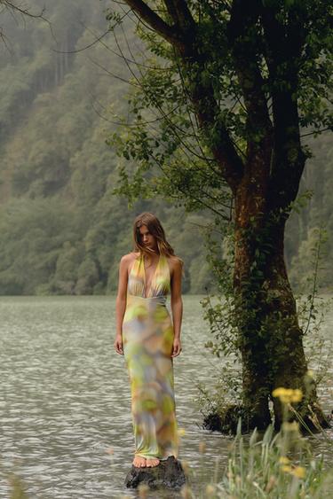ROBE MIDI HALTER TULLE IMPRIMÉ - Multicolore de Zara - Image 1