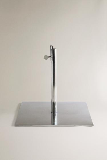 METAL UMBRELLA STAND - White by Zara