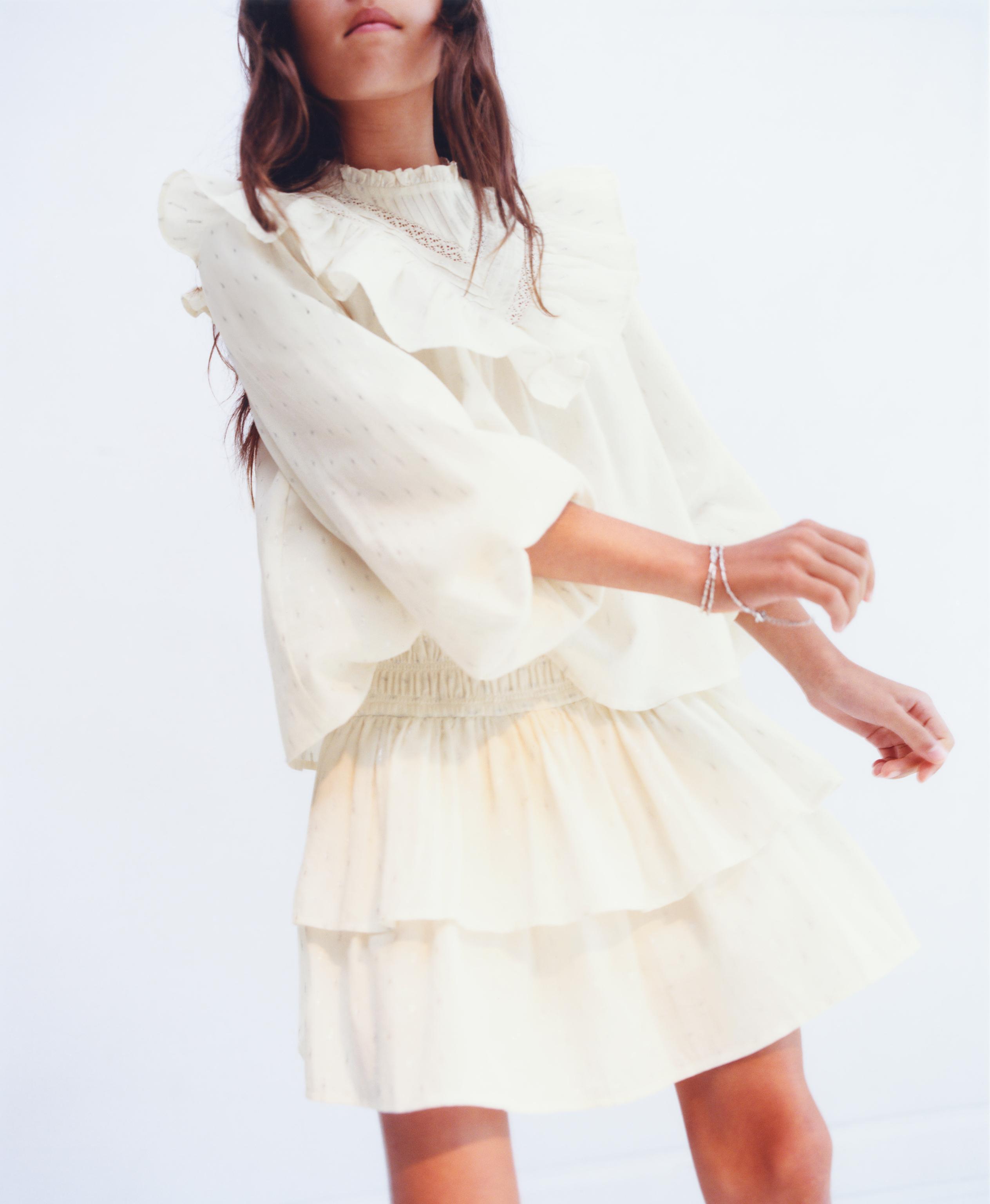 SHINY RUFFLE SKIRT — Ecru