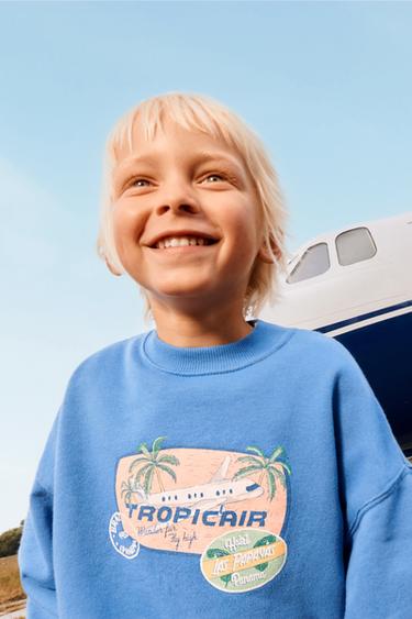 SUDADERA ESTAMPADO PARCHES - Azul medio de Zara