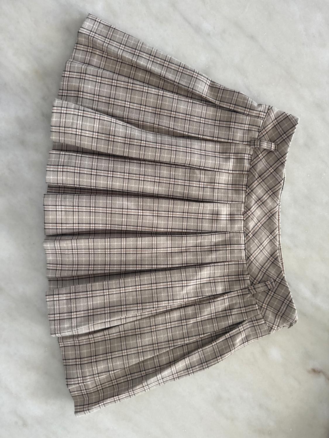 CHECK BOX PLEAT SKIRT