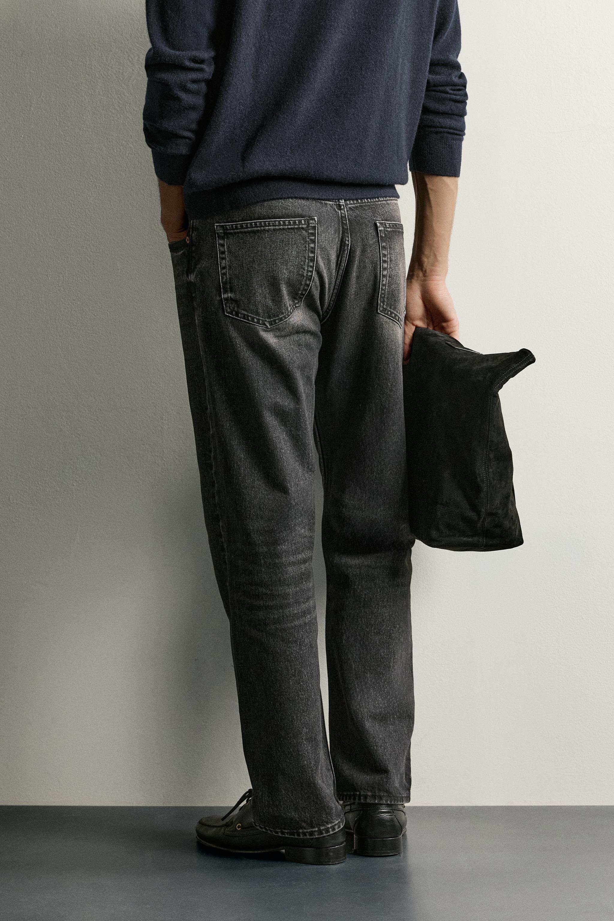 REGULAR FIT JEANS