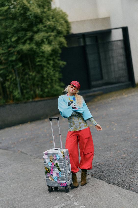 Zara 花卉印花針織上衣 - 藍色 - 圖片 0