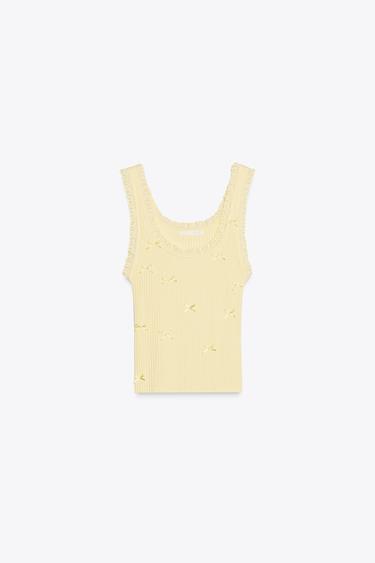 GERIPPTESTES T-SHIRT MIT SCHLEIFEN UND SPITZENKANTE - Gelb von Zara