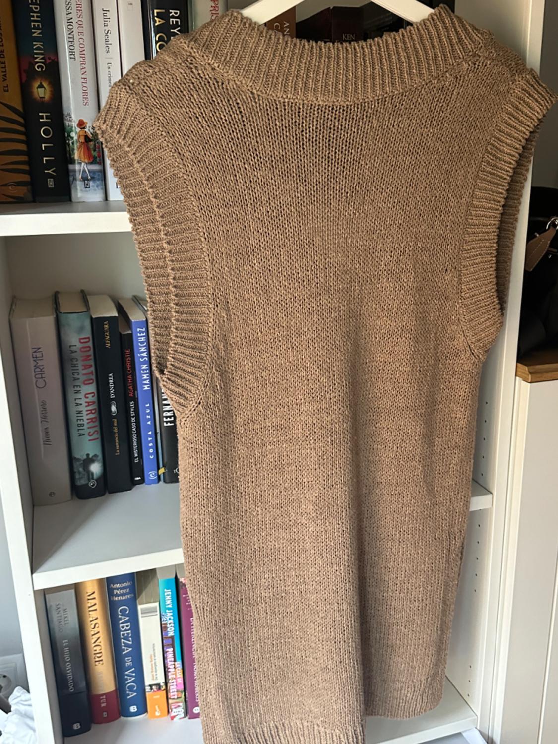 KNIT WAISTCOAT WITH VENTS - Image 5