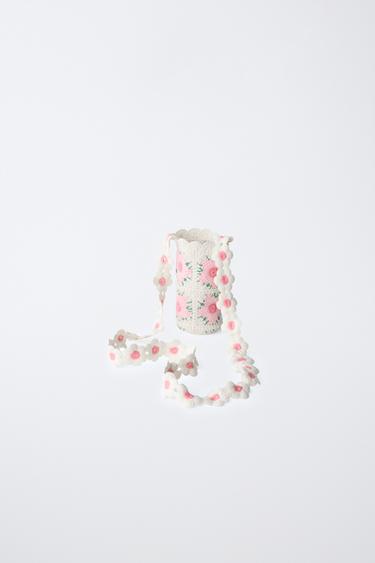 Zara CROCHET FLOWER BOTTLE HOLDER - Ecru - Image 0