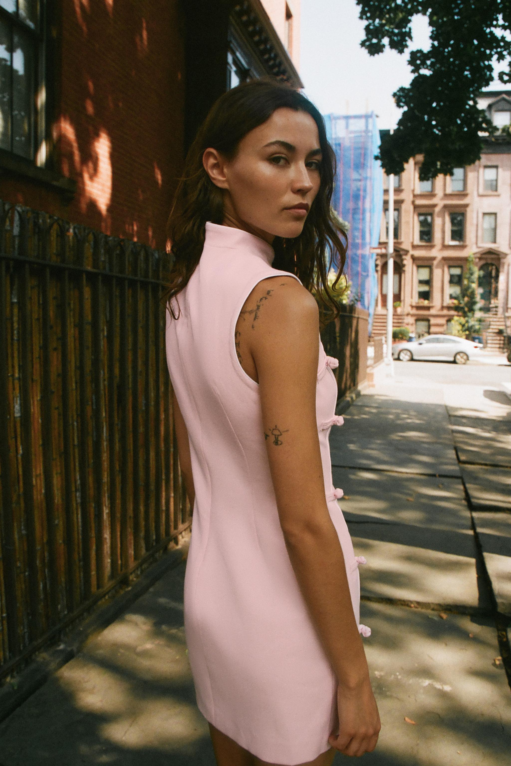 Женские платья Zara MINI FROG FASTENING DRESS — фото 5