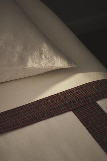 CHRISTMAS LINEN FLAT SHEET WITH BORDER - Ecru by Zara - Image 4