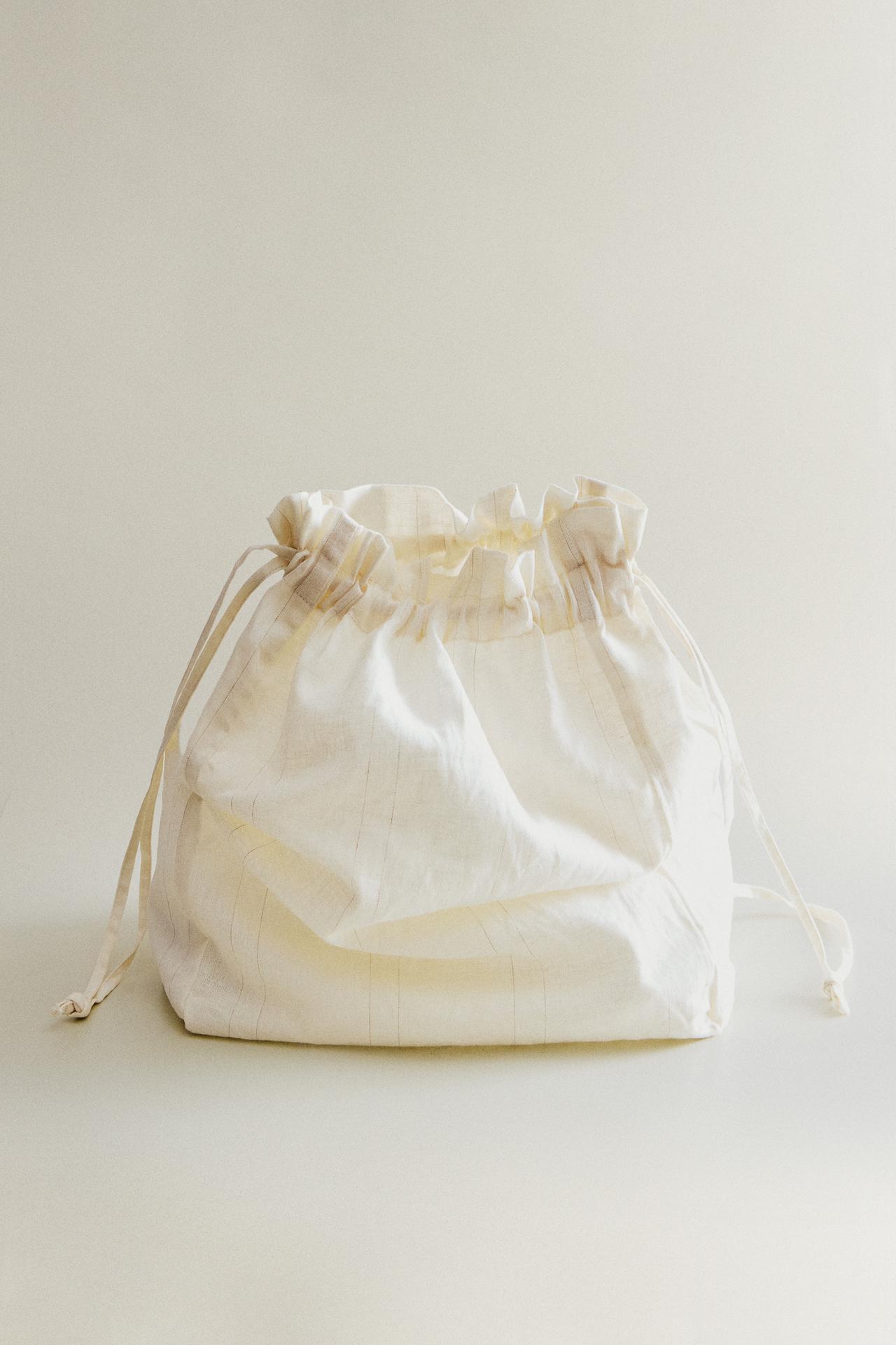 LINEN AND COTTON LAUNDRY BAG — Light beige