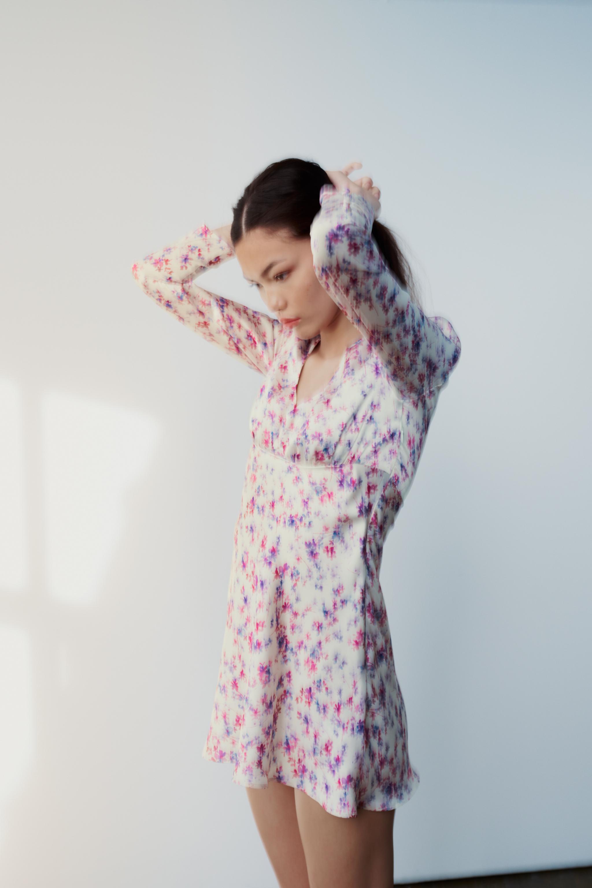 NWT. Zara Multicolored Satin Effect Festival Hippie Geometric Print Dress  Size M