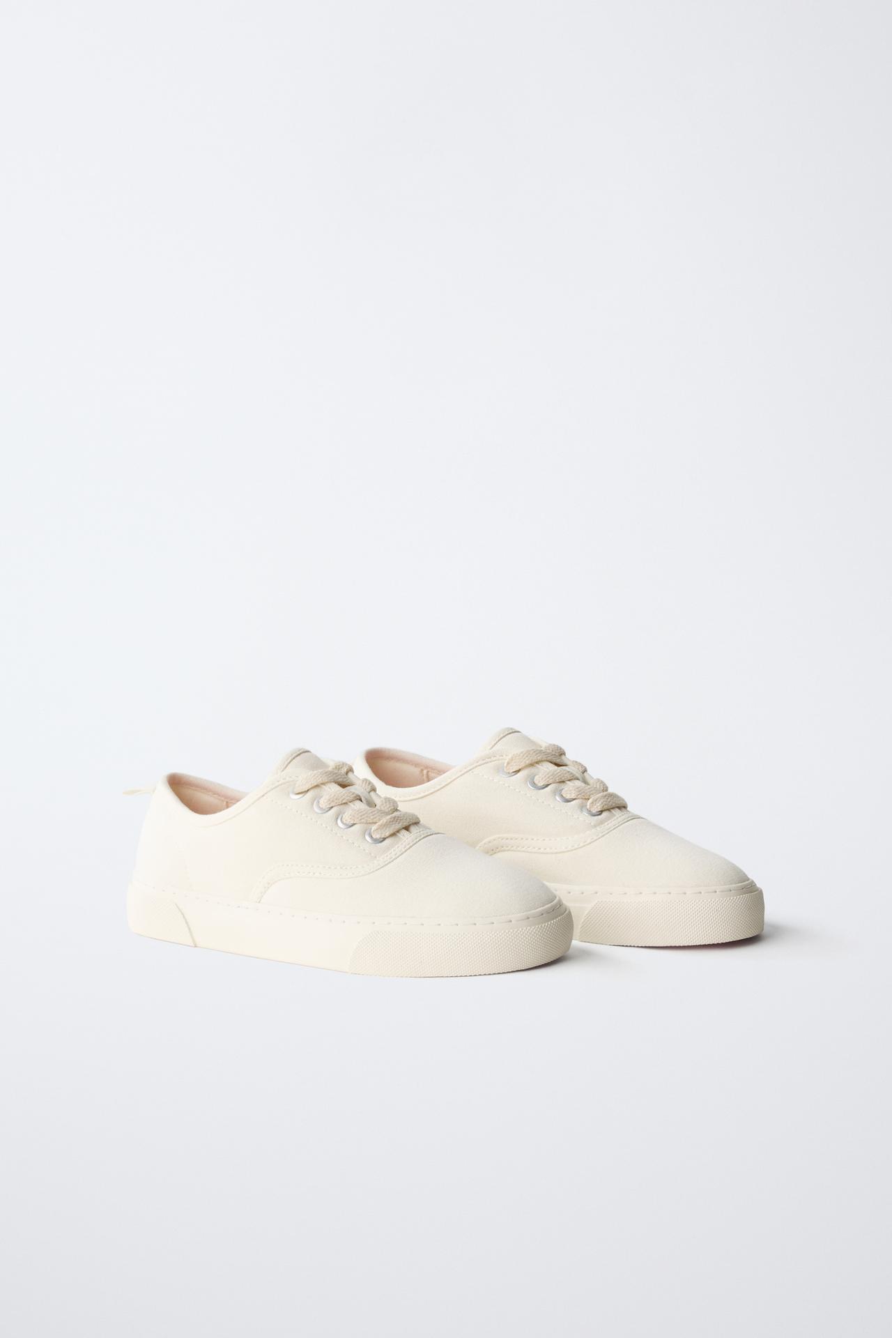 CASUAL LACE-UP SNEAKERS — White