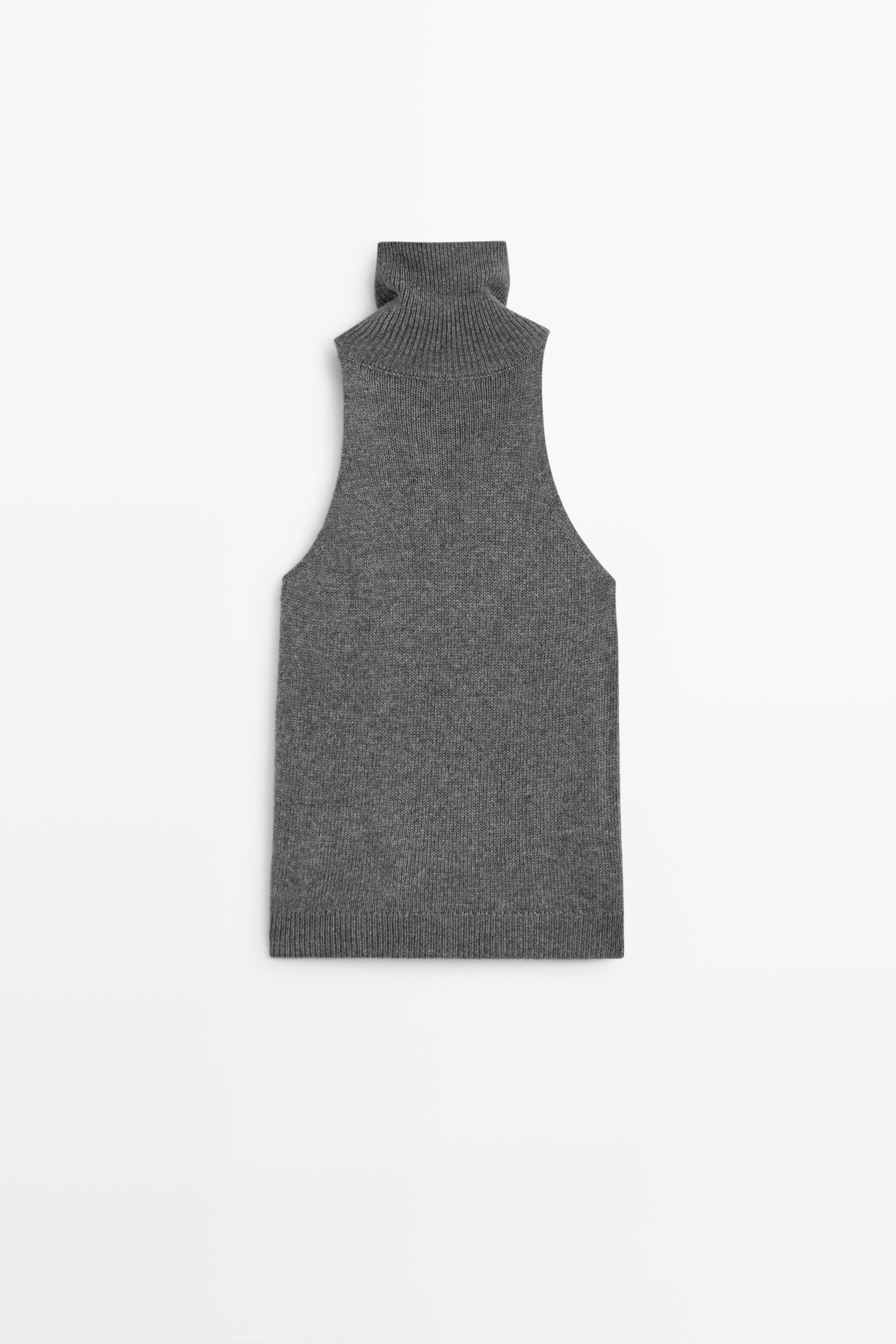 Halter neck knit top