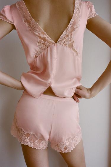 EMBROIDERED SATIN LACE SHORTS - Pastel pink by Zara