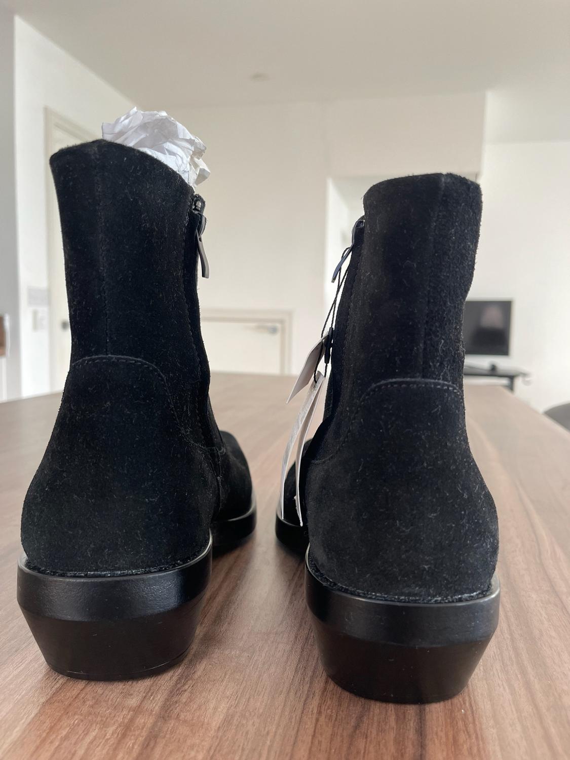 LEATHER COWBOY BOOTS - Image 6