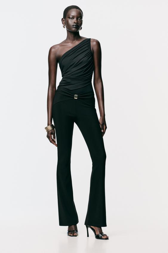 METAL APPLIQUÉ LEGGINGS