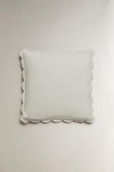 COUSSIN LIN BRODÉ - Blanc cassé de Zara - Image 2