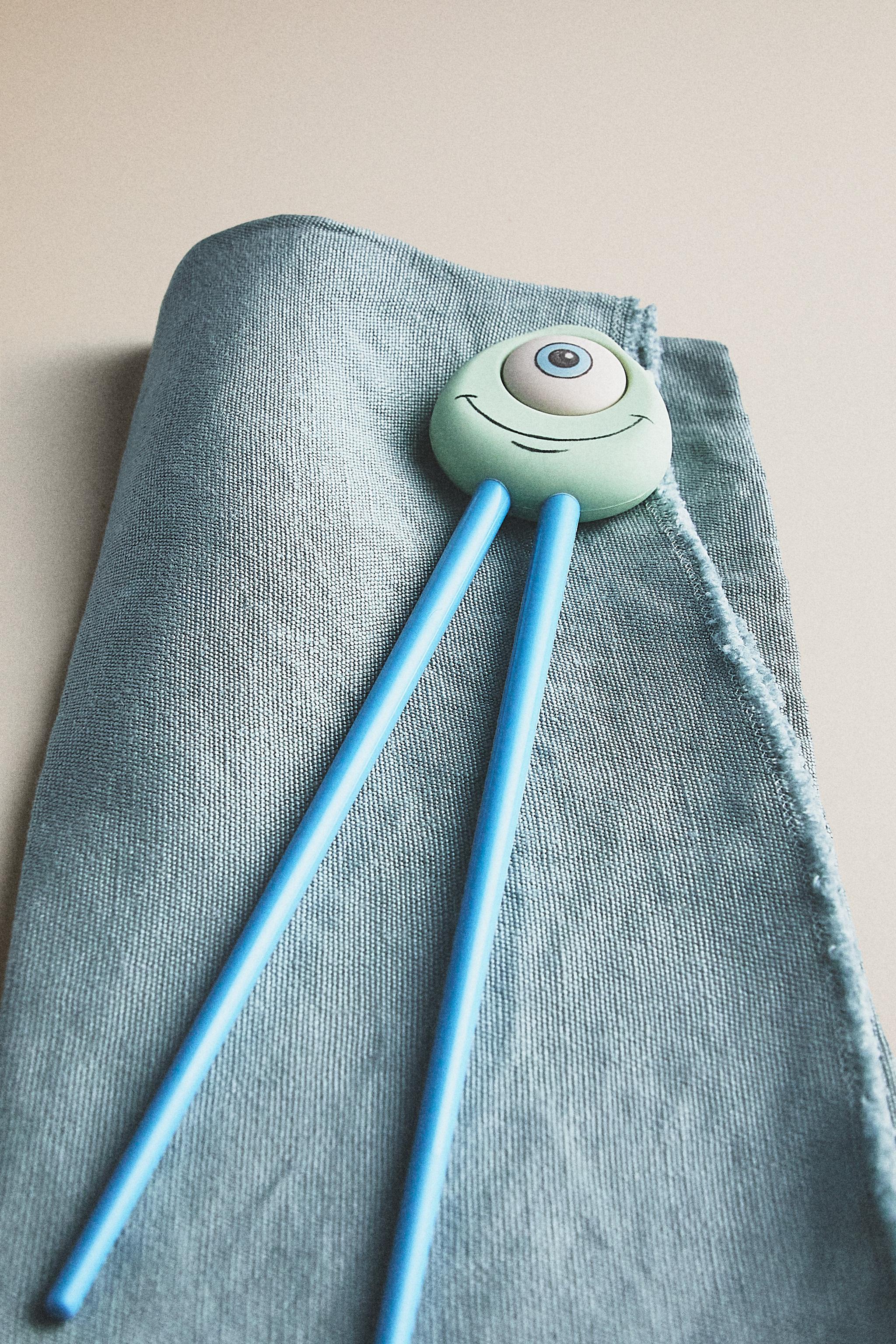 Zara KIDS' TRITAN™ MIKE MONSTERS, INC. ©DISNEY/PIXAR CHOPSTICKS — фото 5