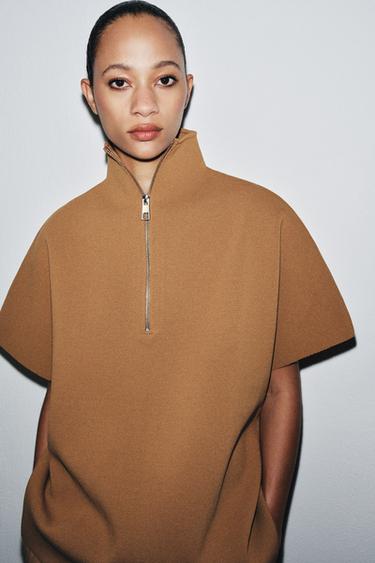 TOP CAPE EN MAILLE À FERMETURE ÉCLAIR - Camel clair de Zara - Image 2