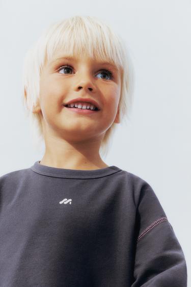 حزمة تيشرتين بيكيه بشعار بارز - أسود / خام الخاص بـ Zara