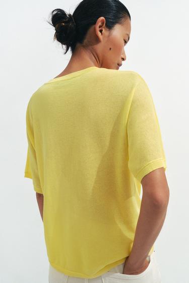 TOP EN MAILLE FINE À MANCHES COURTES - Jaune de Zara