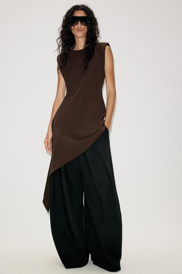 PANTALÓN TIRO ALTO PINZAS - Negro de Zara