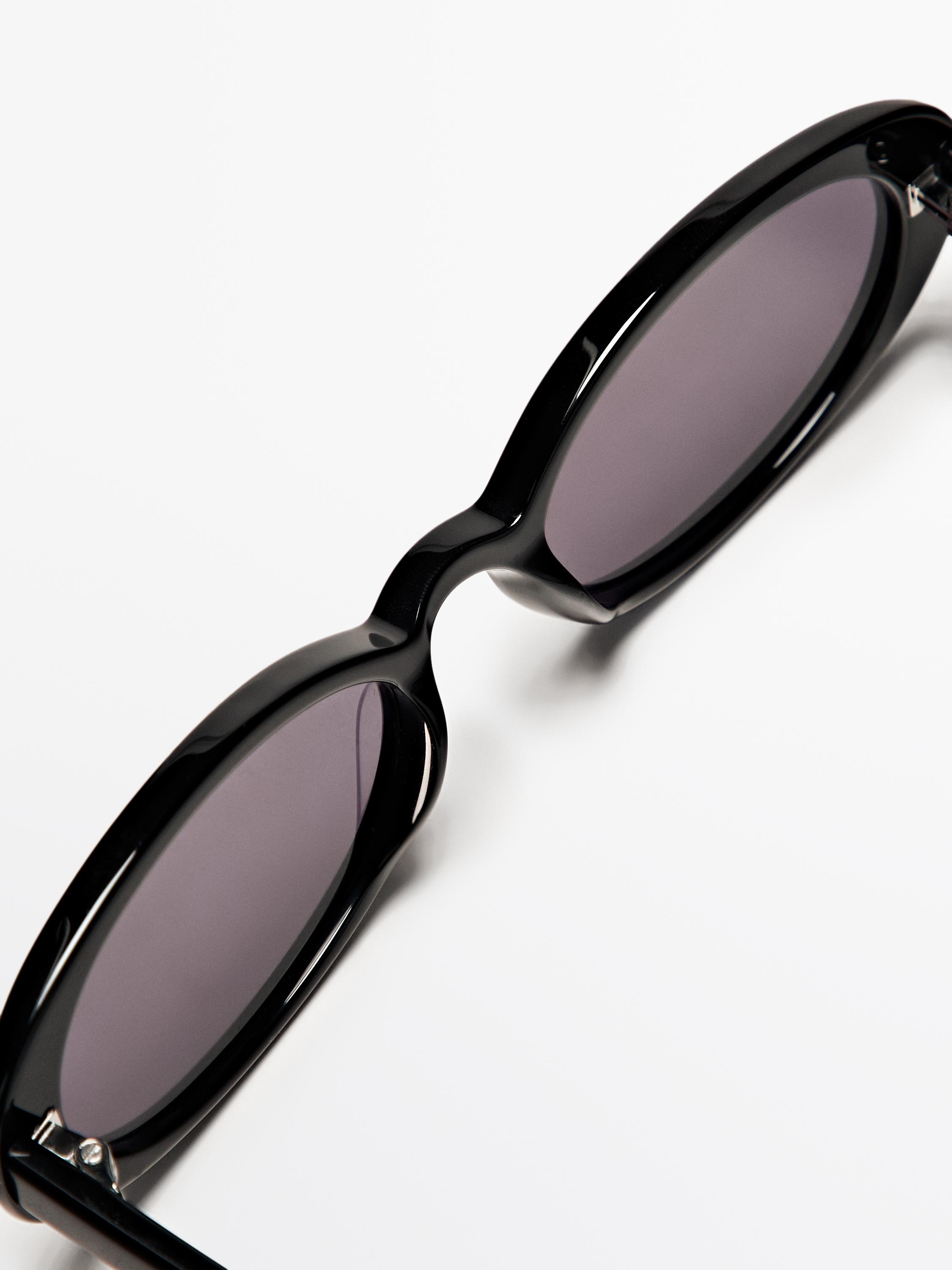 Lunettes de soleil ovales format mini