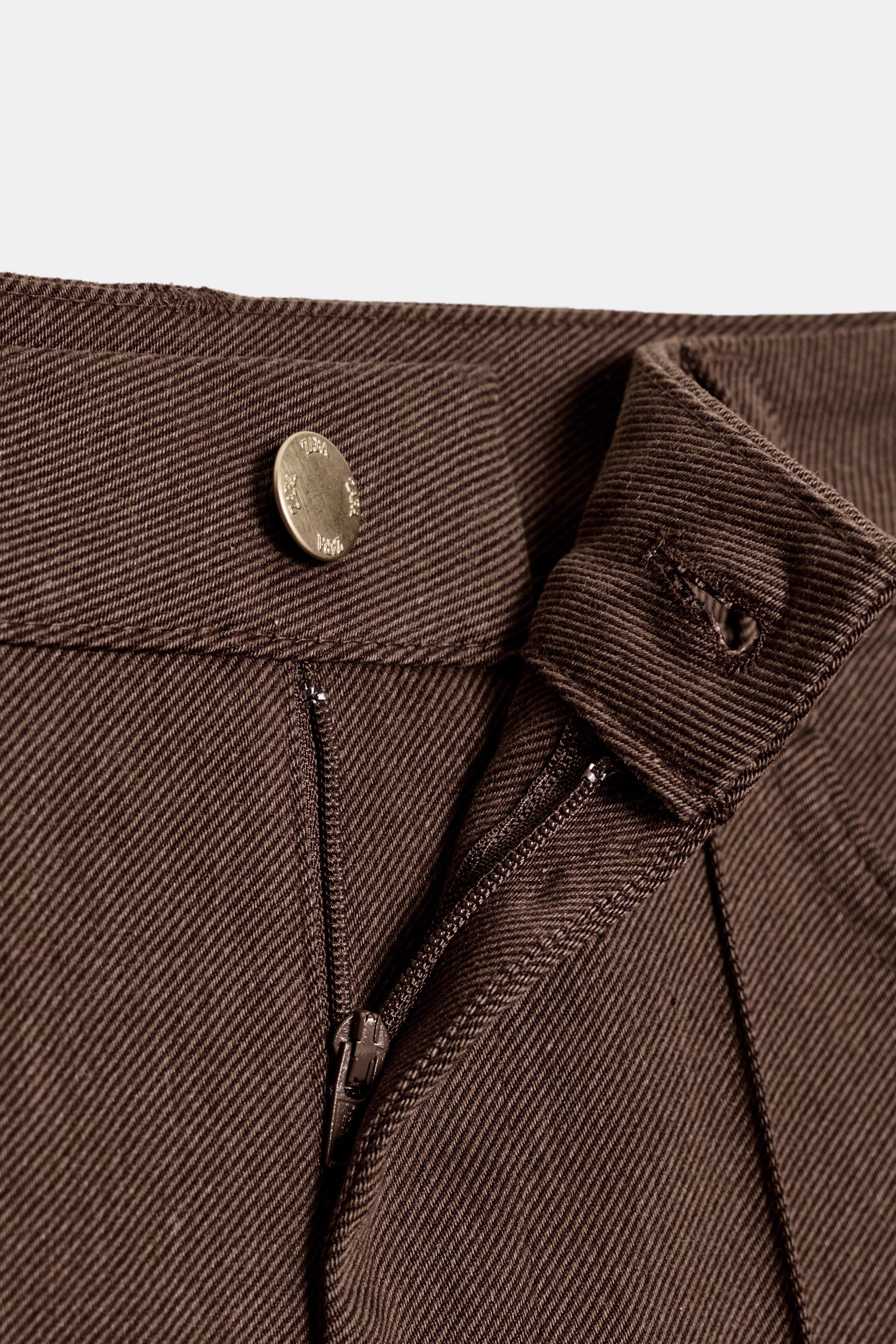 HIGH-WAISTED FLARE PANTS