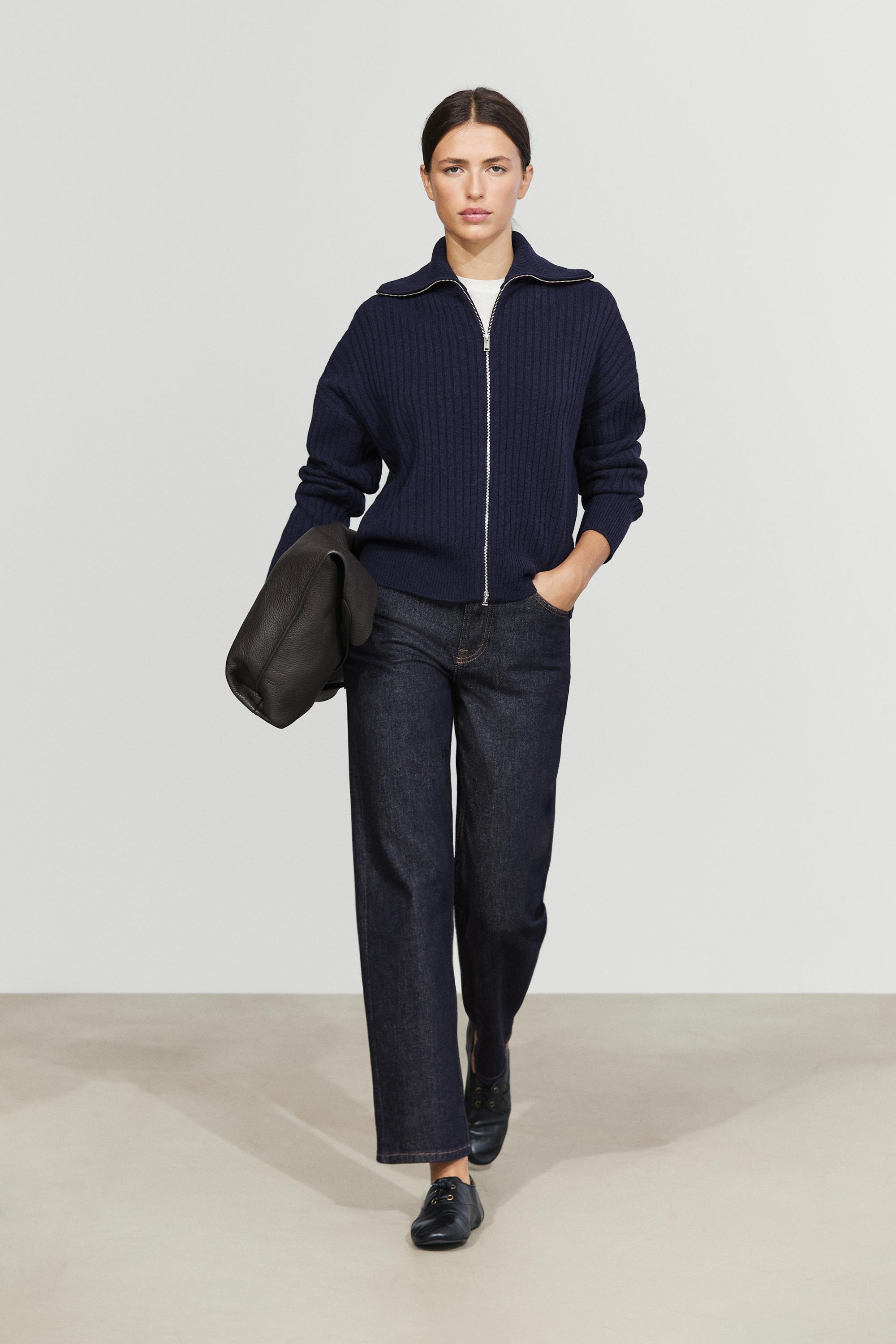 100% wool knit zip-up cardigan
