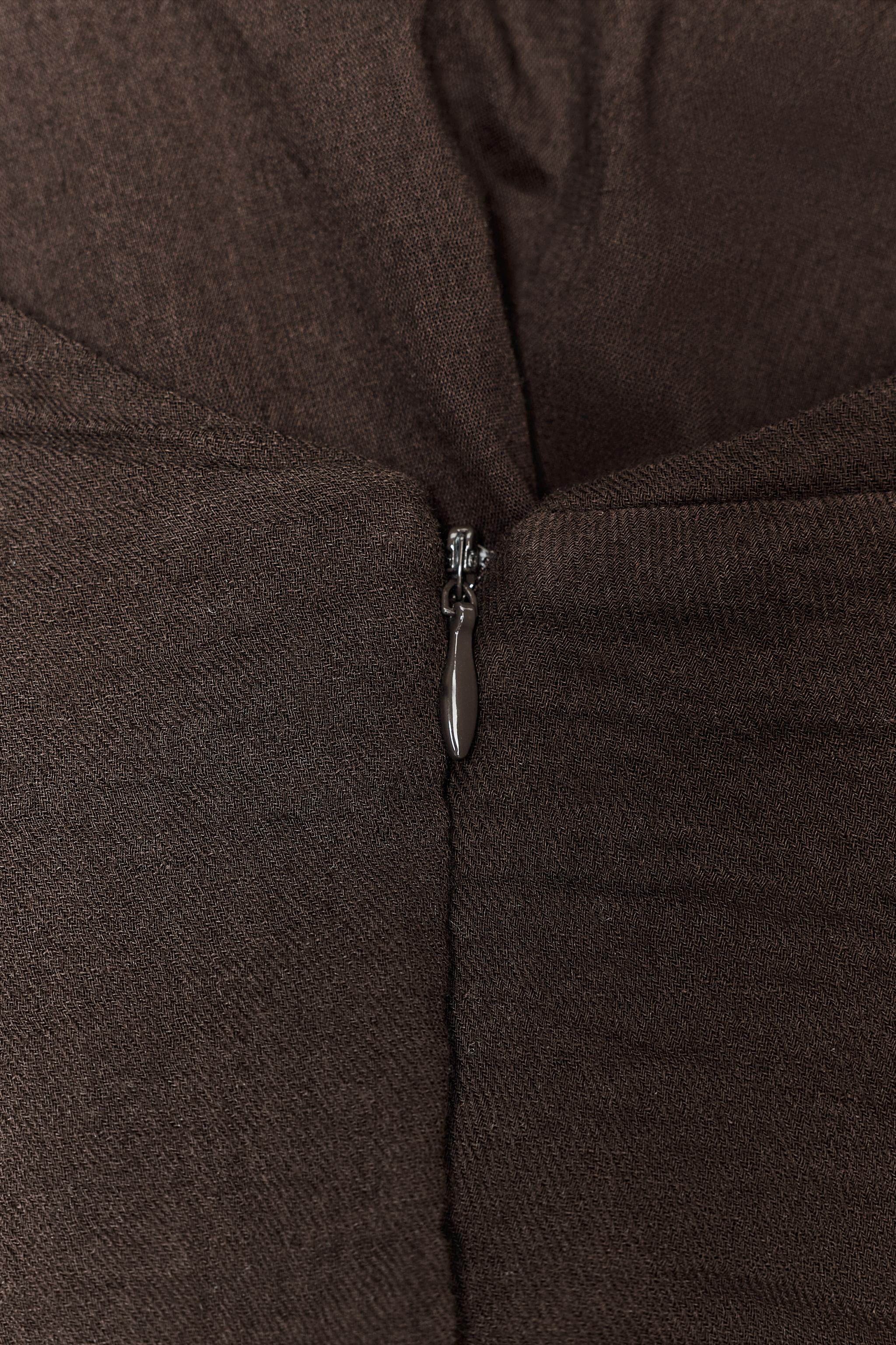 ROBE COURTE EN GAZE À VOLANTS