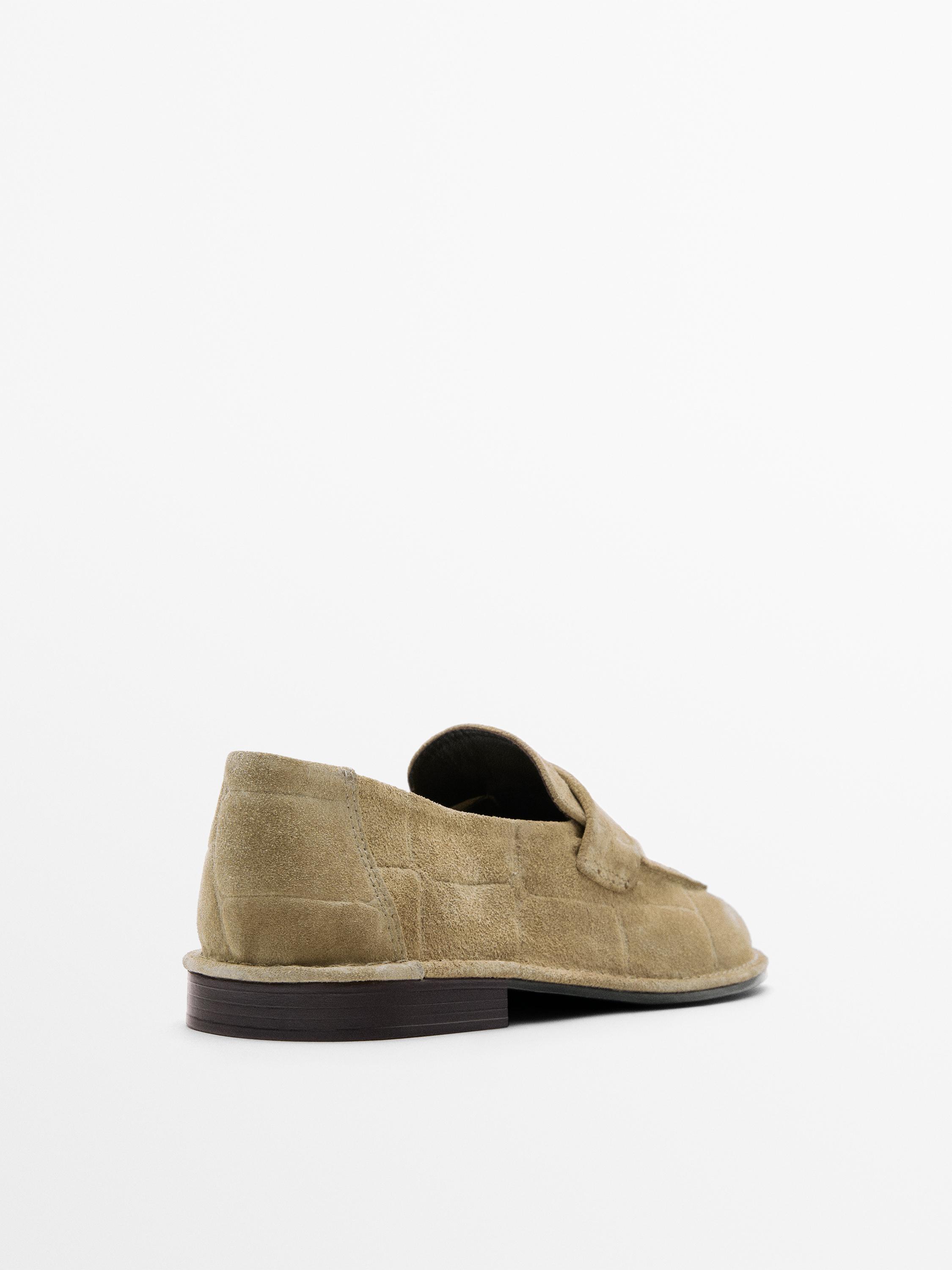 Mocassins souples en croûte de cuir