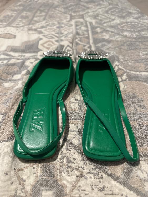 FLAT MULES WITH RHINESTONE DETAIL - Image 4